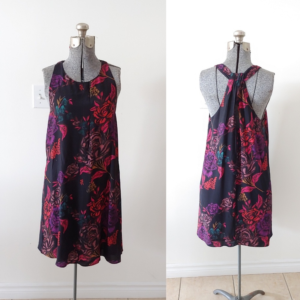 Alice + Olivia flower Flowy crossed back dress